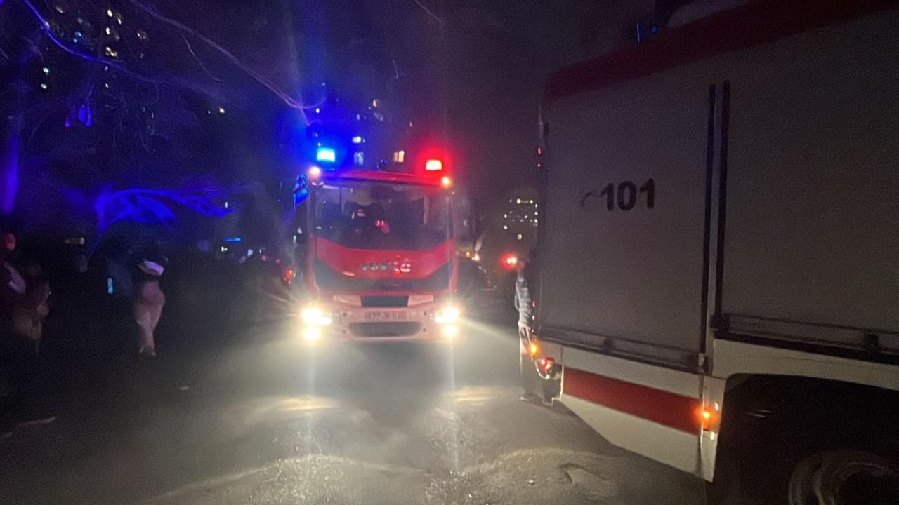 Yasamaldakı yanğında üç nəfər ölüb, 20 nəfər zəhərlənib - YENİLƏNİB (FOTOLAR/VİDEO)